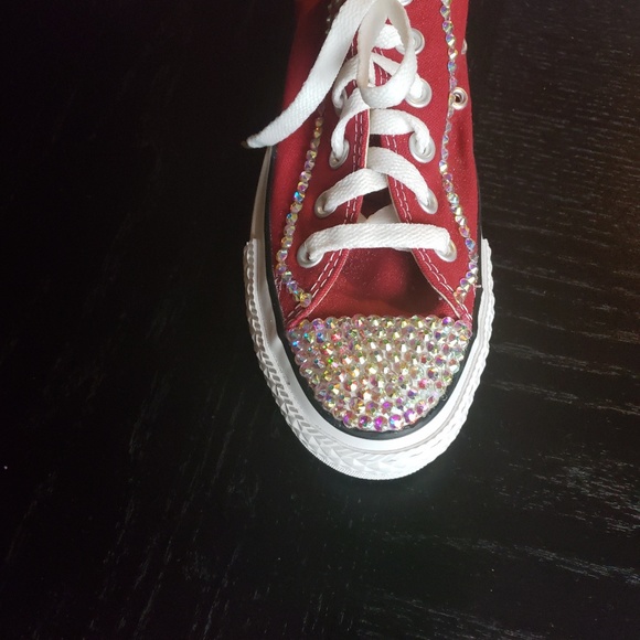 RED SWAROVSKI CRYSTAL CONVERSE - Picture 3 of 5